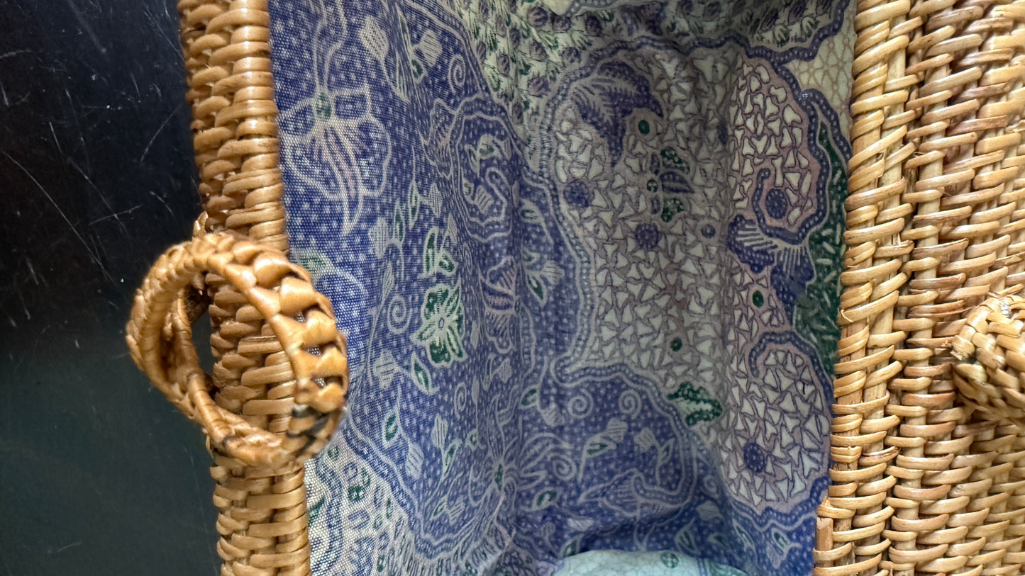 Itapuã – Handgefertigte Mini-Rattan-Tasche mit Struktur & Stil